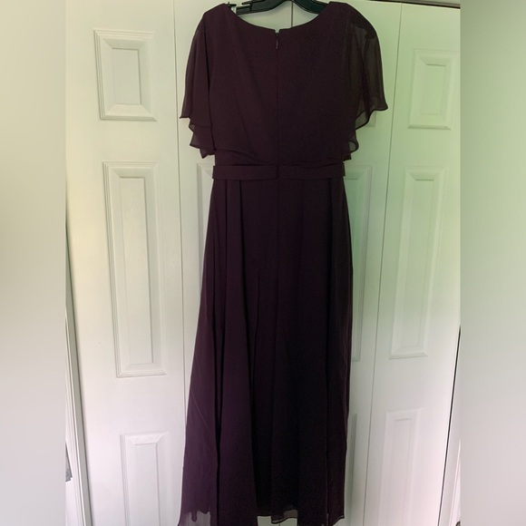 Bridesmaid/Formal Dress - Picture 4 of 6